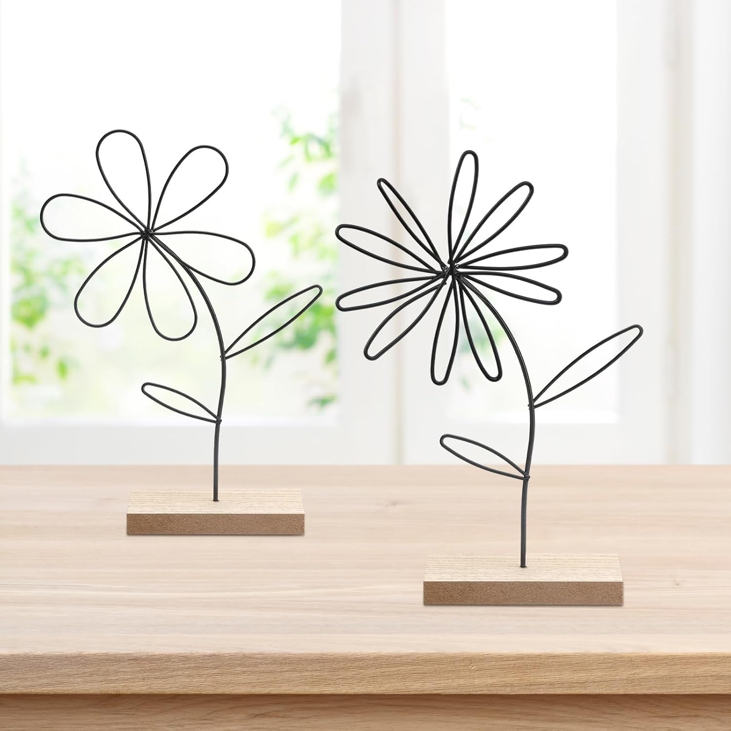2-Piece Flower Decor Set